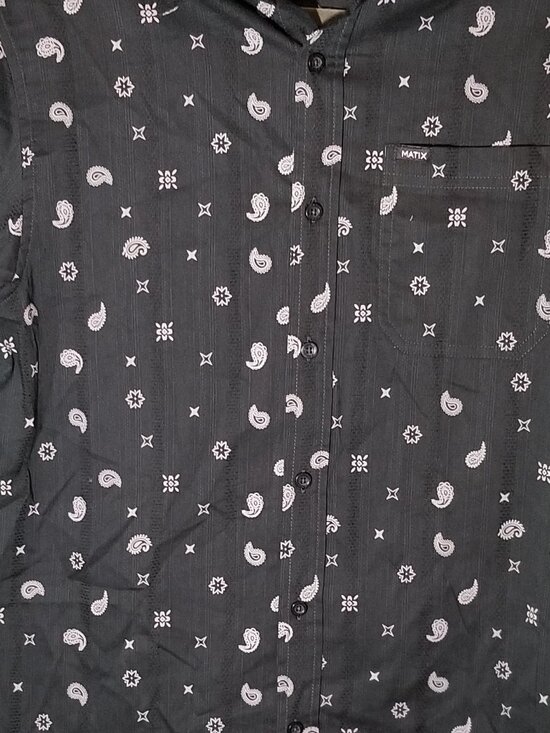 Matrix Men Small Button Up Short Sleeve Shirt Black Bandana Paisley Casual NWT - Picture 3 of 6
